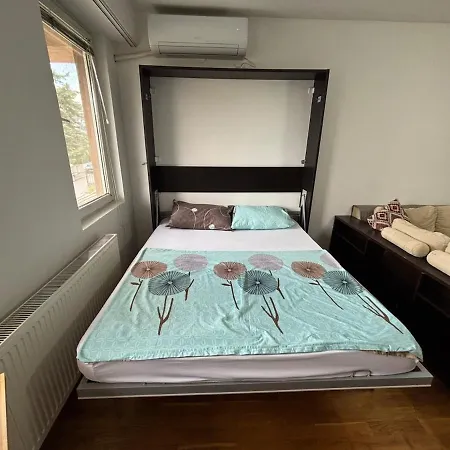 Bright And Cozy Flat Near Center - Queen, Bunk And Sofa-beds Large Terrace * Skopje